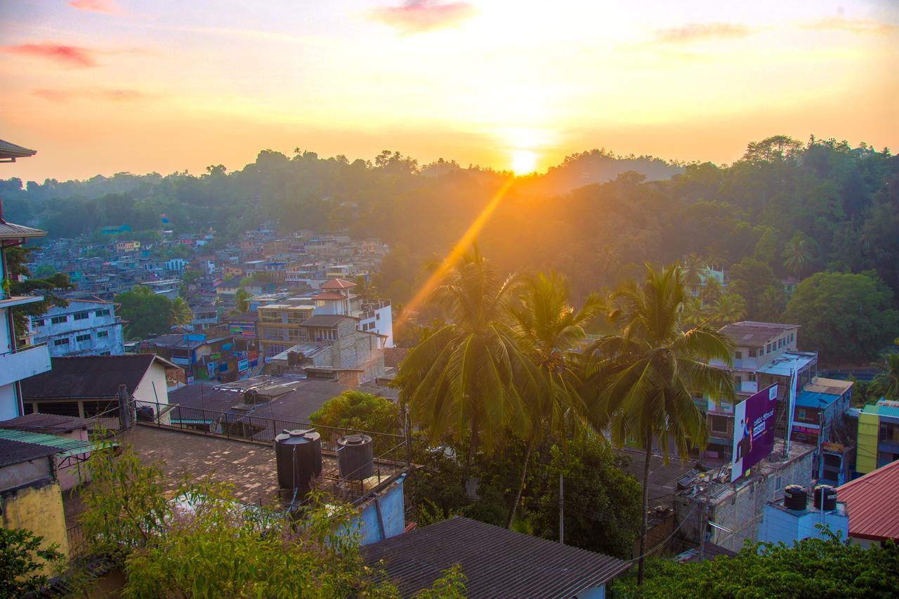 Heavens Door Guest Inn Kandy Ngoại thất bức ảnh